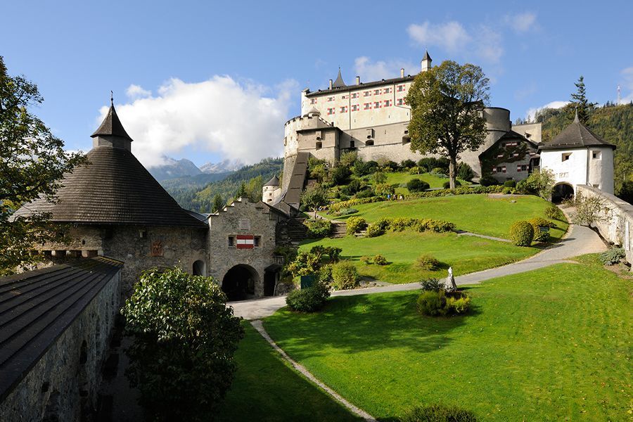 Eisriesenwelt & Erlebnisburg Hohenwerfen - 55 km